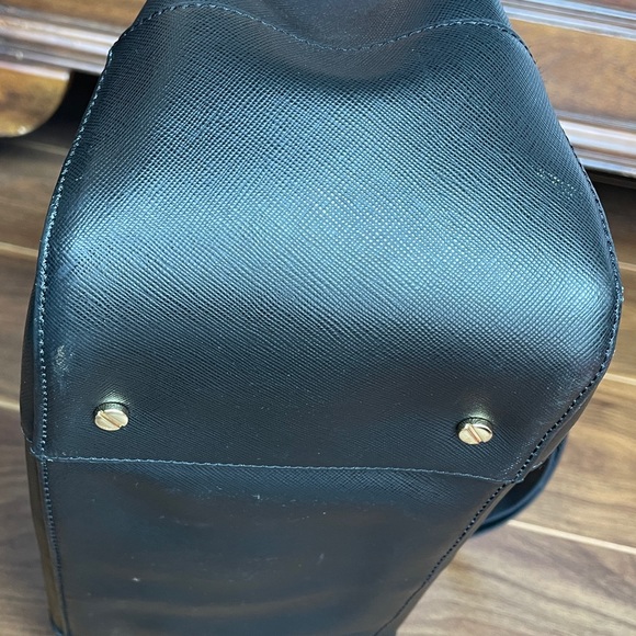 Large Tory Burch Robinson Tote Bag - Picture 12 of 16